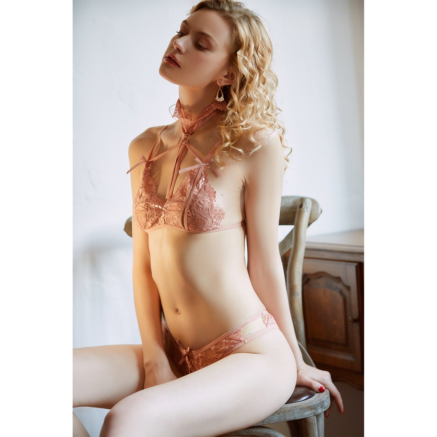 Peach Kiss Lace Collar Bra & Panty Set