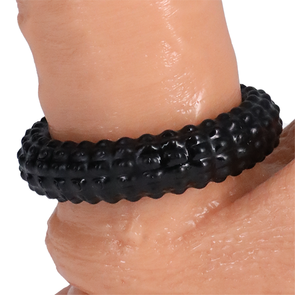 Anneau pénien en métal recouvert de silicone Merci The Paradox