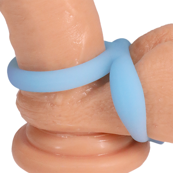 Anneau pénien en métal recouvert de silicone Merci The Paradox