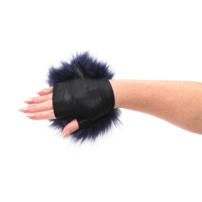 Cougar Spiked Sensory Glove