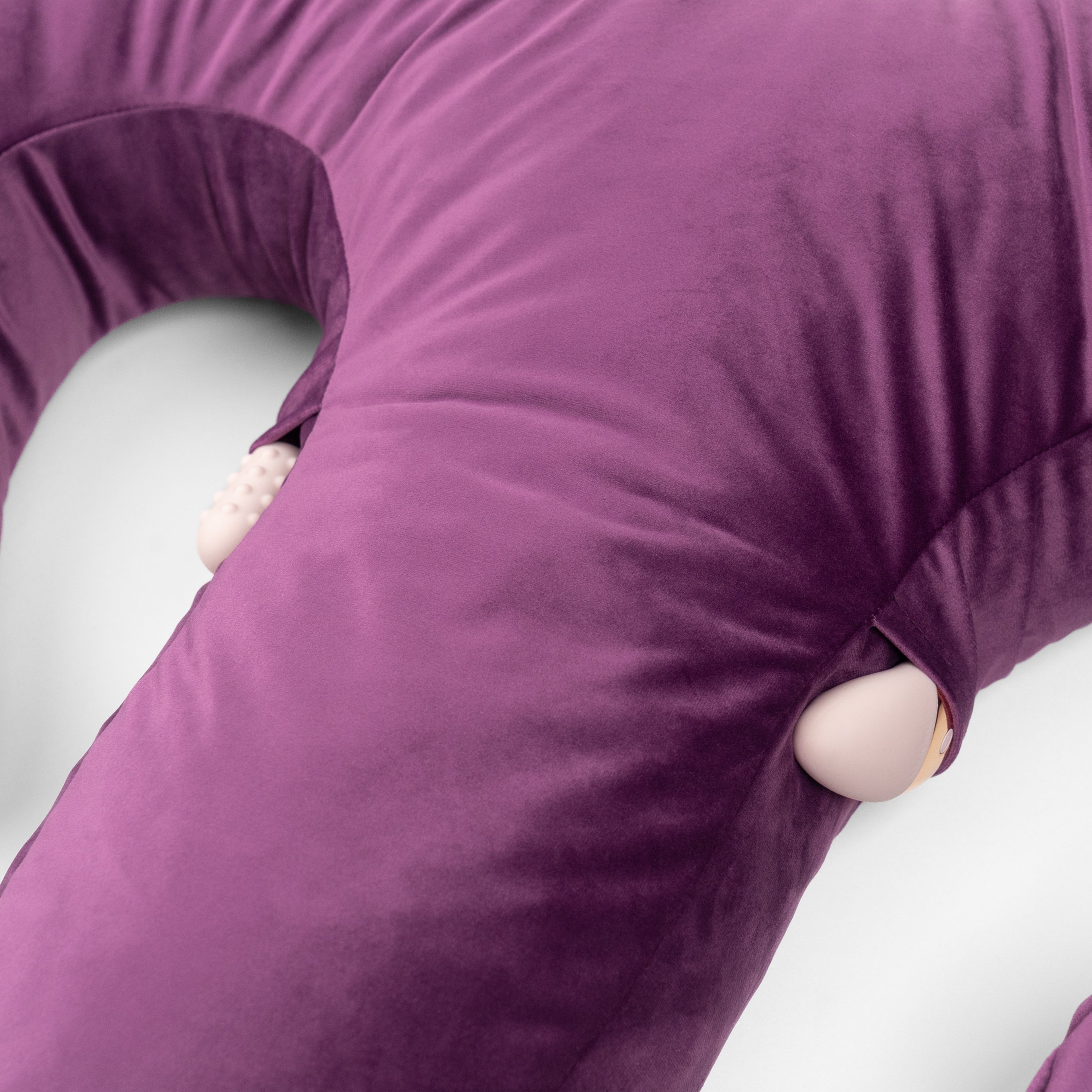 Liberator Arie Snuggle Pillow With Palm Vibrator