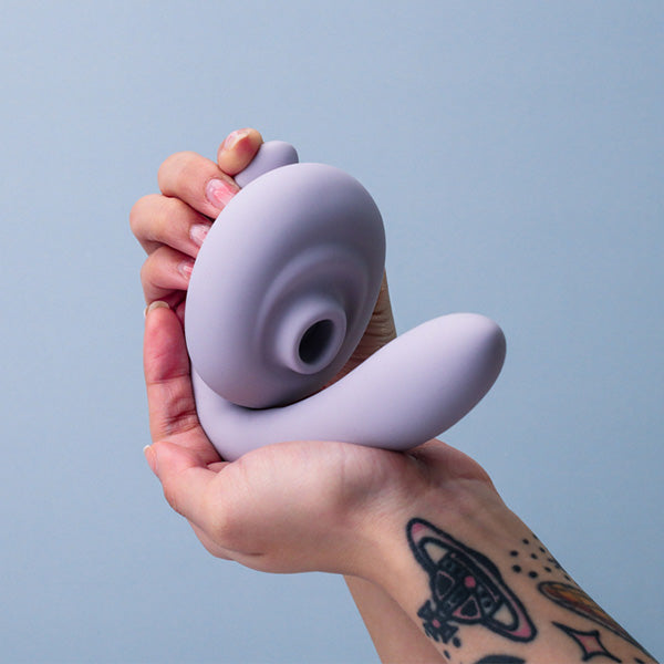 Tracy's Dog OG Flow 2-in-1 Clit Sucking Vibrator Tracy's Dog OG Flow 2-in-1 Clit Sucking Vibrator