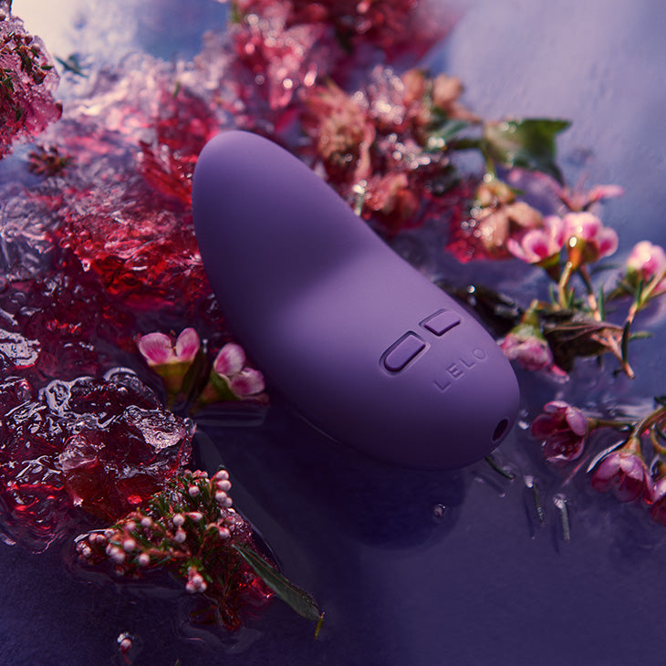Lelo LILY 2 scented massager - Pink - Thorn & Feather